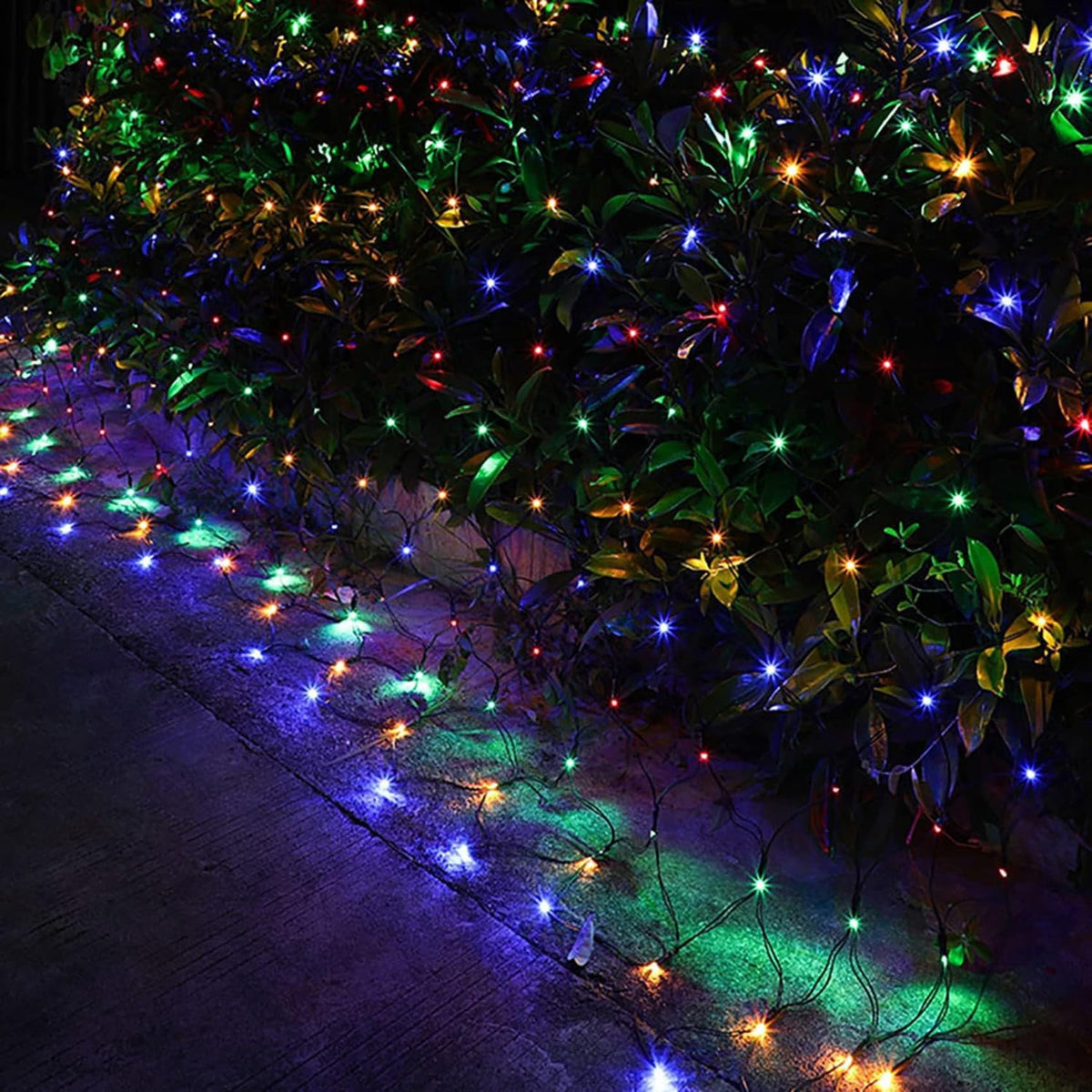 Garden Net Lights, Battery Operated 672 LED Waterproof Net Mesh Lights with 8 Modes, 6x4M Fairy String Lights for Outdoor Indoor Christmas Tree, Bush, Backyard, Garden, Party Décor