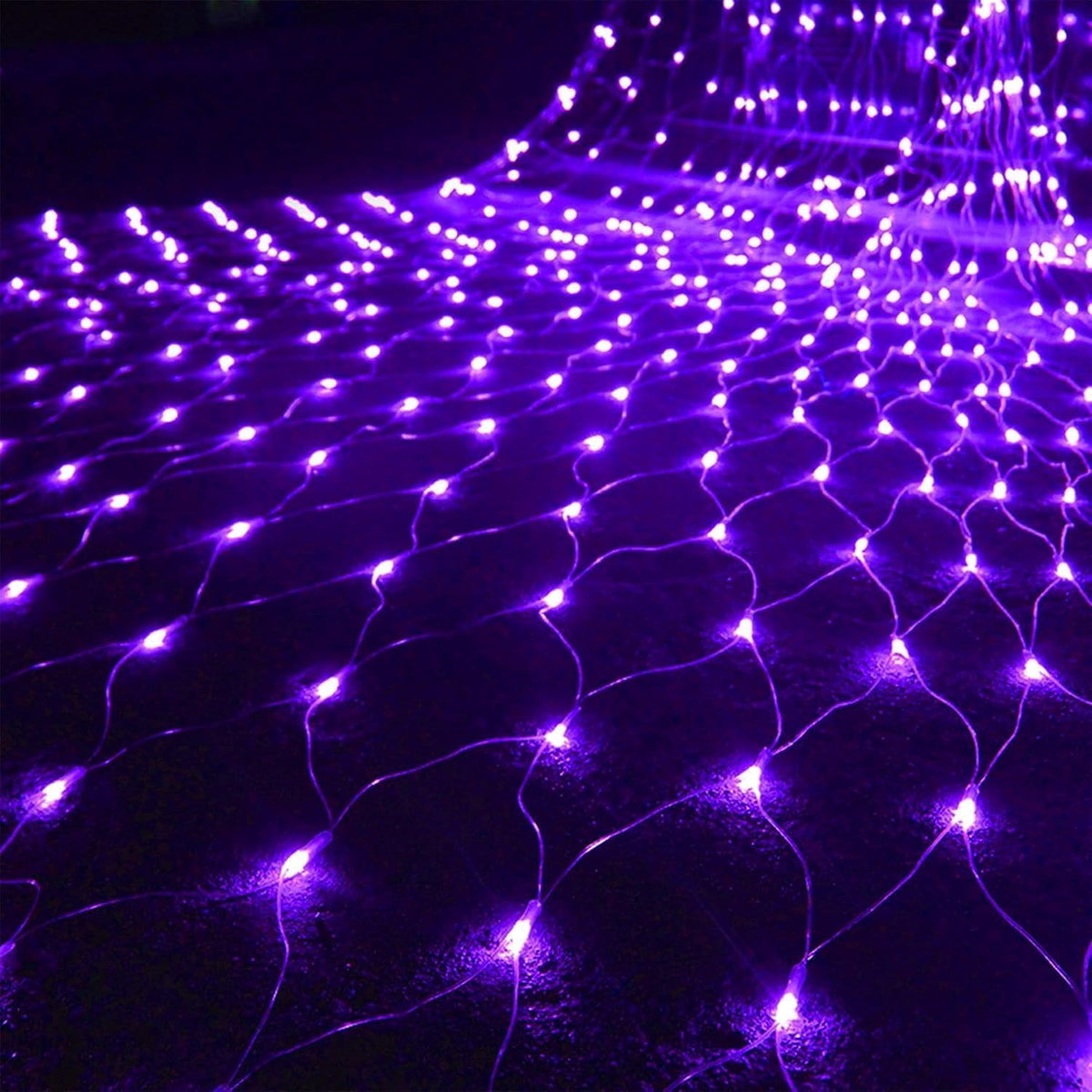 Garden Net Lights, Battery Operated 672 LED Waterproof Net Mesh Lights with 8 Modes, 6x4M Fairy String Lights for Outdoor Indoor Christmas Tree, Bush, Backyard, Garden, Party Décor