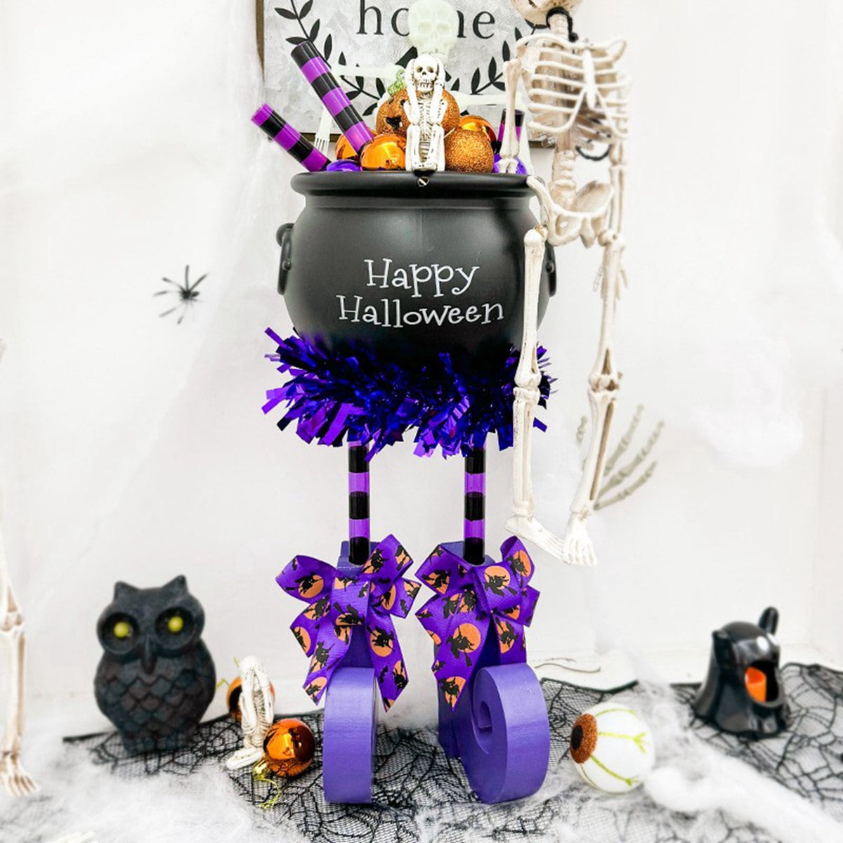Yashow Classic Black Plastic Wood Witch Candy Bowl Adjustable Legs Luminous Skeleton Decorative Prop Set for Halloween Party Porch Decoration, 1-Pack, 23.62 inch